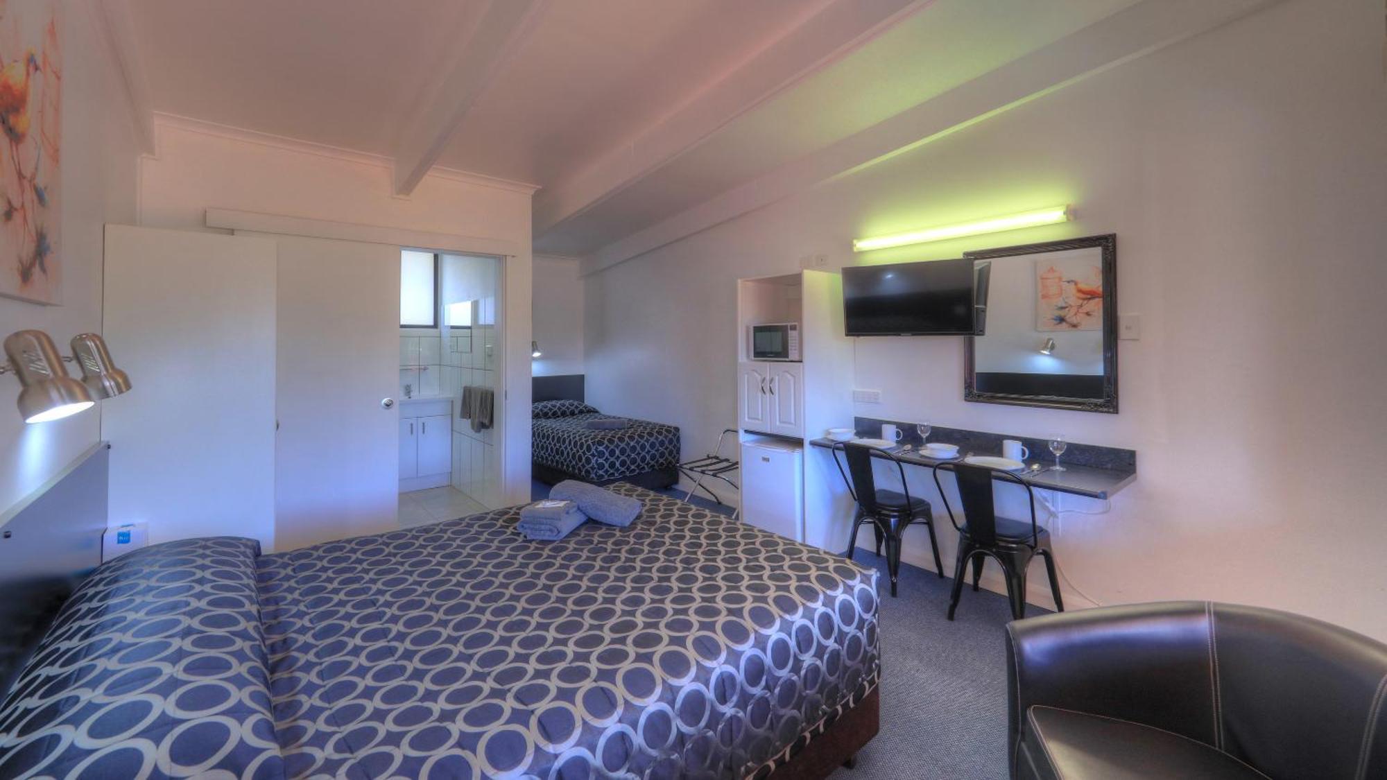 Twin Swans Motel Inverell Exterior photo