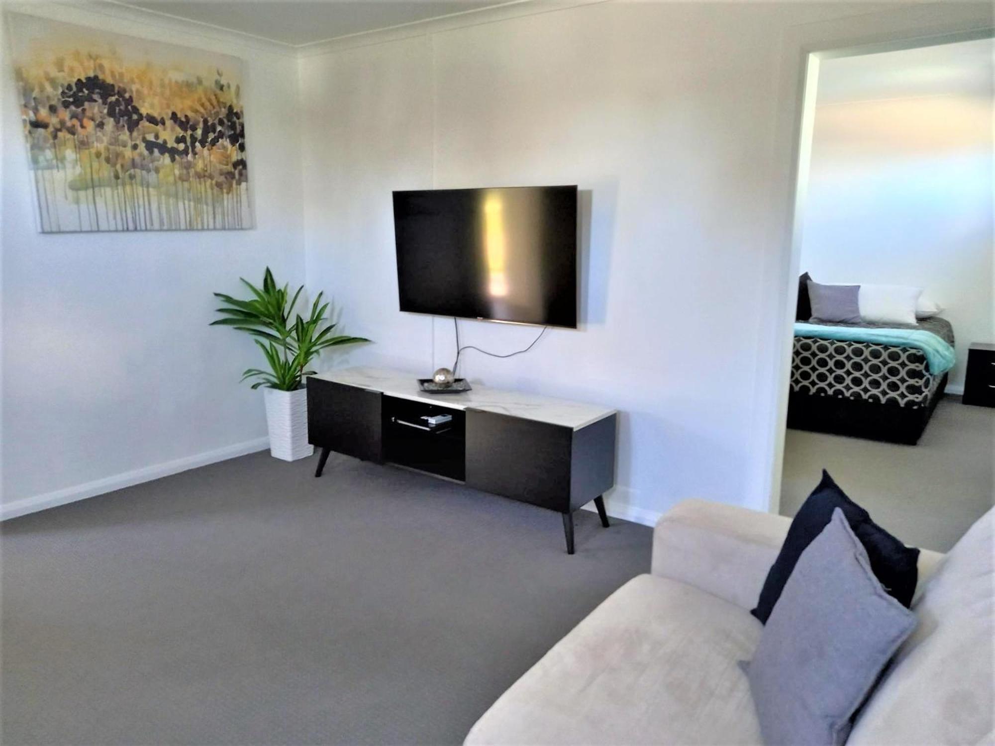 Twin Swans Motel Inverell Exterior photo